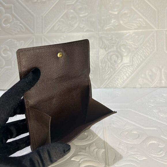 2012โLOUIS VUITTON Damier Ebene Pattern Elise Wallet - Picture 9 of 12